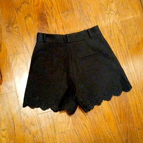 NEW Derek Lam 10 Crosby black shorts high waisted scalloped eyelet zip up size 0 - Picture 9 of 16